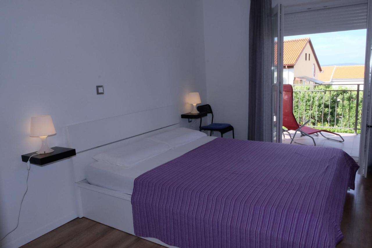 Apartmani Mojca Selce Exterior photo
